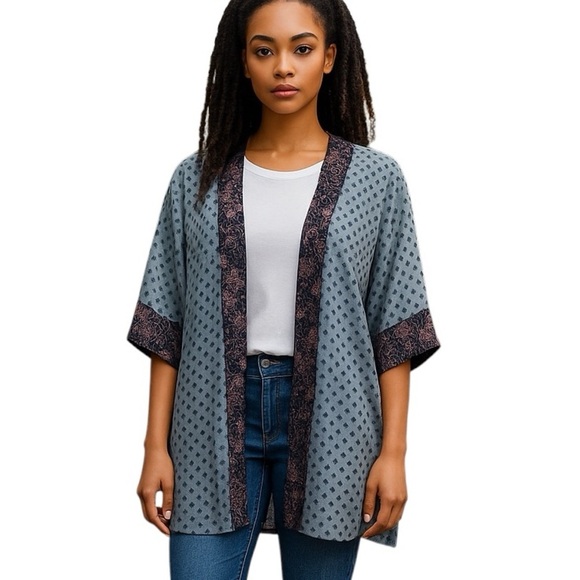 Other - Kimono OS Blue Gray Semi Sheer Boho Flowy Lightweight Layering Coastal